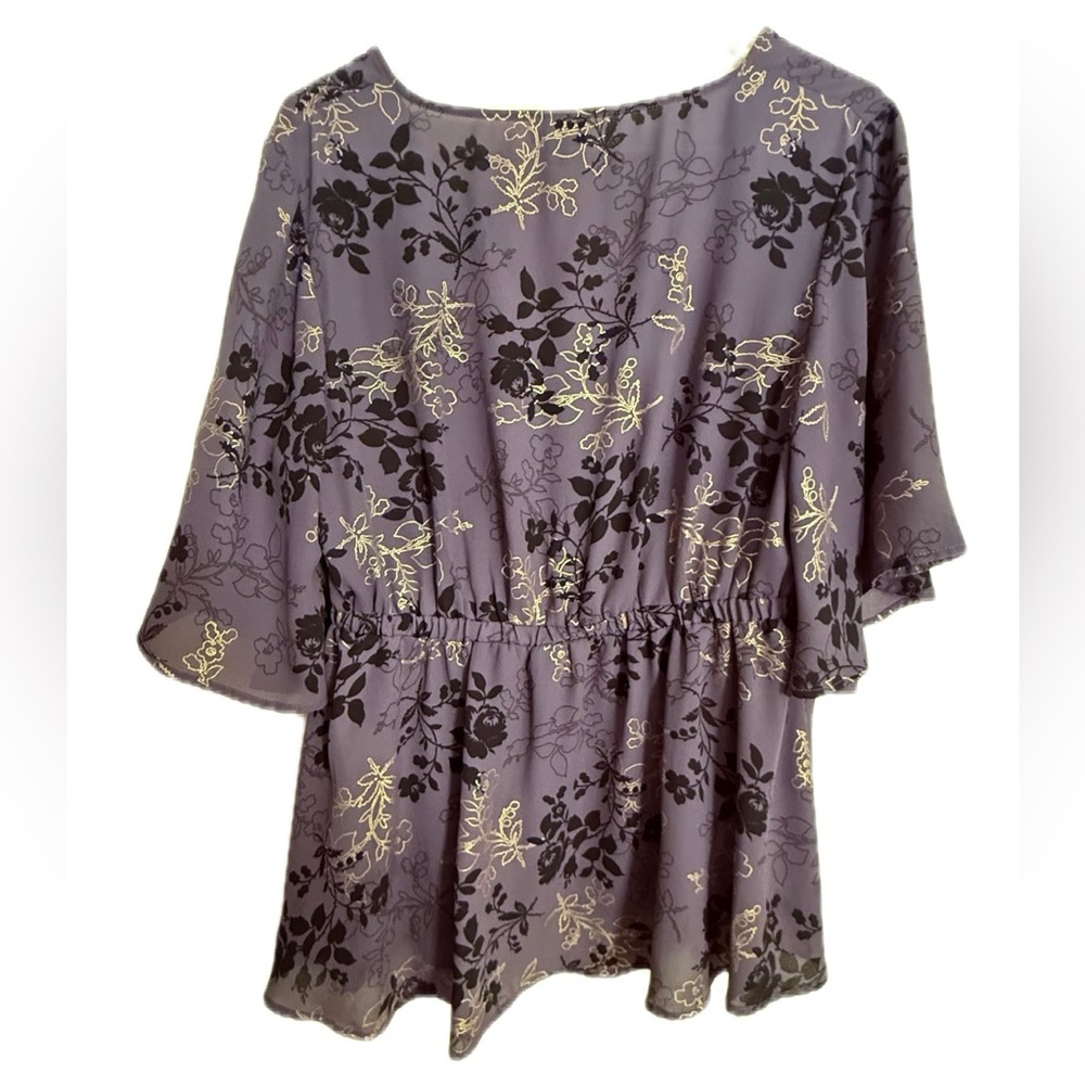 Torrid Floral V-Neck Peplum Top, Size 00 (M/L 10), Purple/Black/Gold - Picture 4 of 5